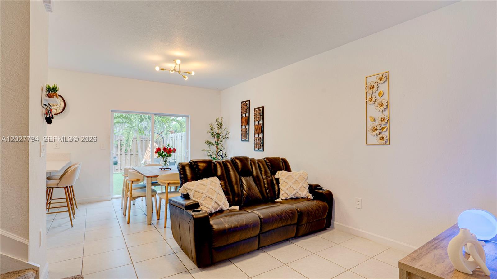 A12027794 Property Photo 10