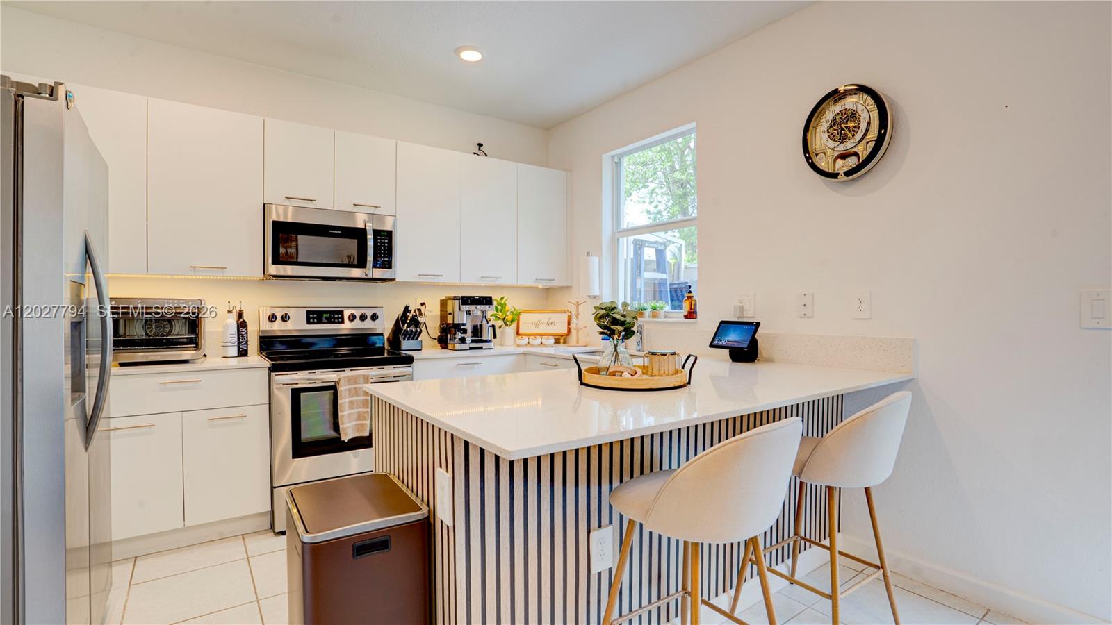 A12027794 Property Photo 13
