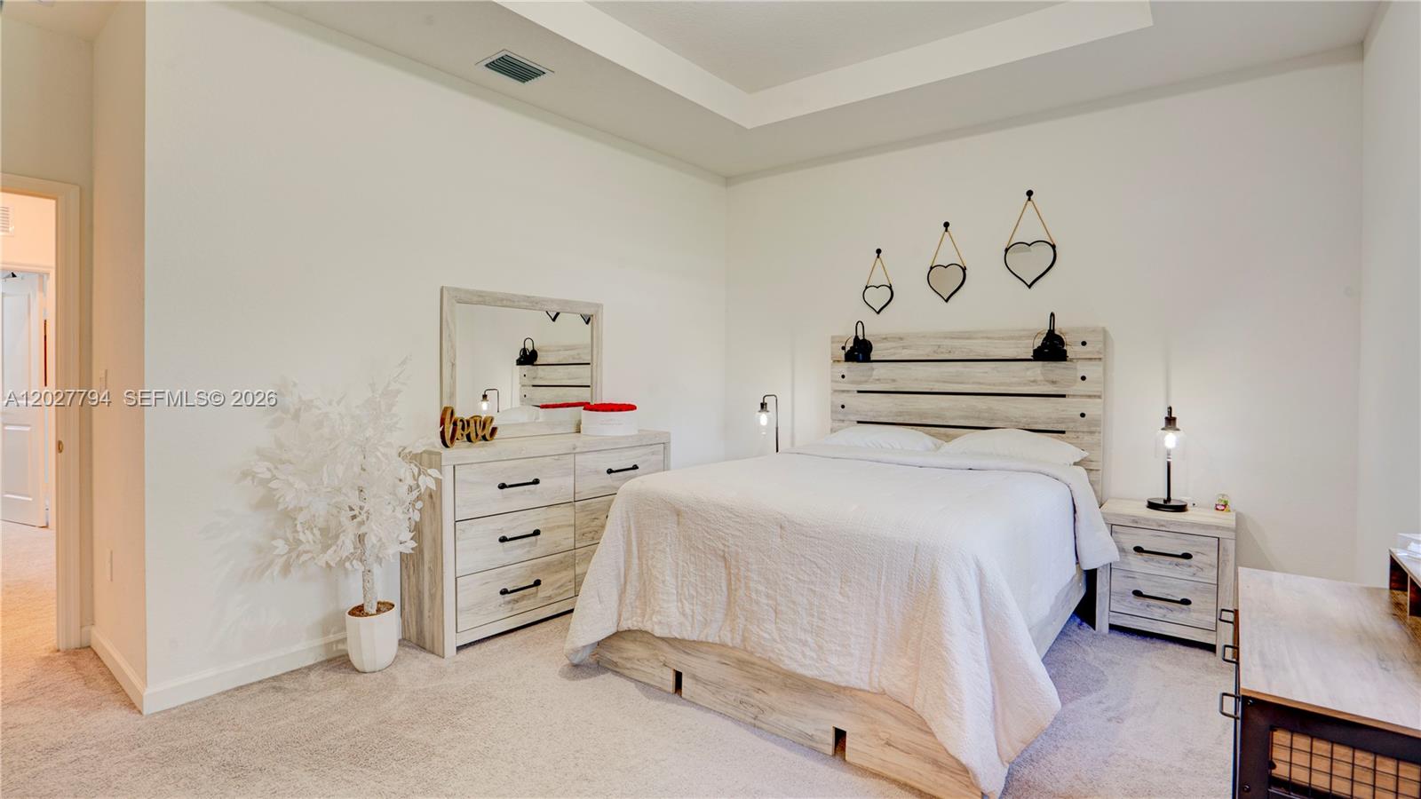 A12027794 Property Photo 28