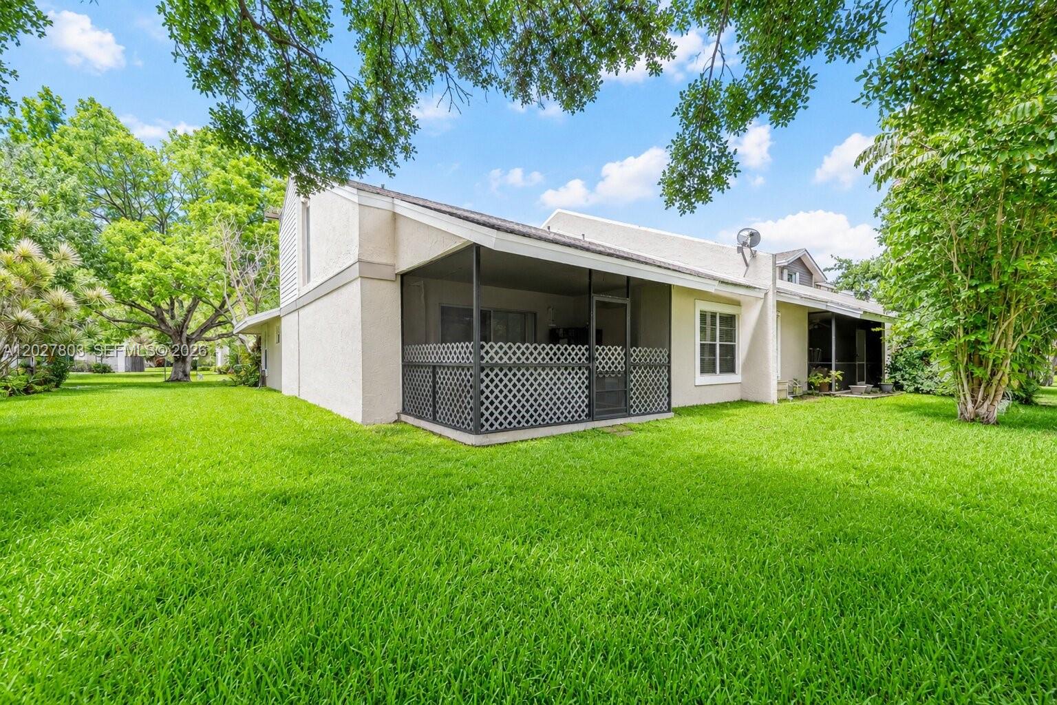 15723 Woodgate Place E Property Photo 5