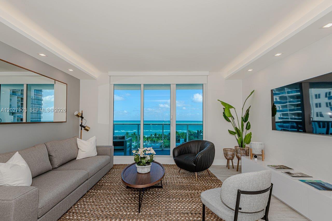 2301 Collins Avenue 739 Property Photo 14
