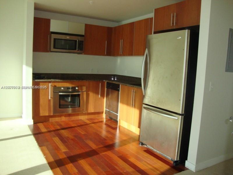 300 S Biscayne Boulevard T-2909 Property Photo 11