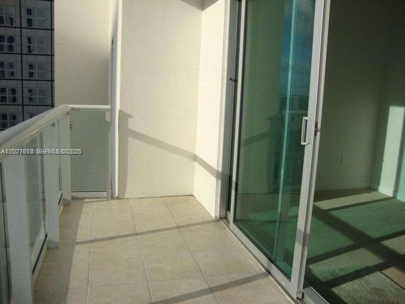 300 S Biscayne Boulevard T-2909 Property Photo 12