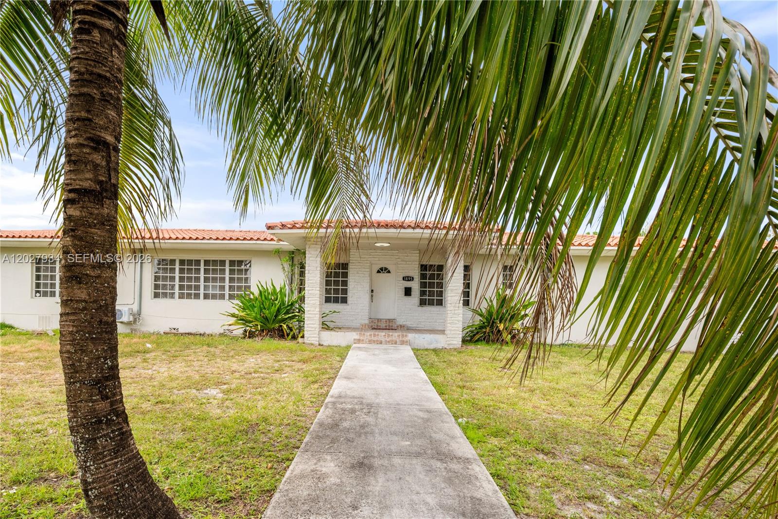 1895 Nw 175th Street Property Photo 36