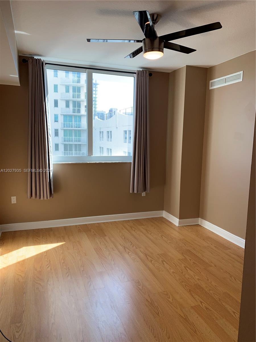 A12027935 Property Photo 10