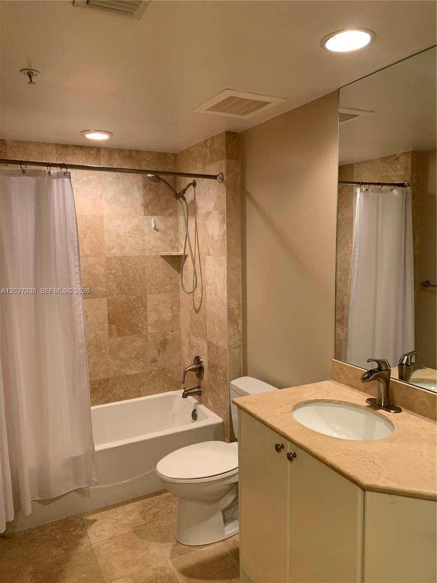 A12027935 Property Photo 11