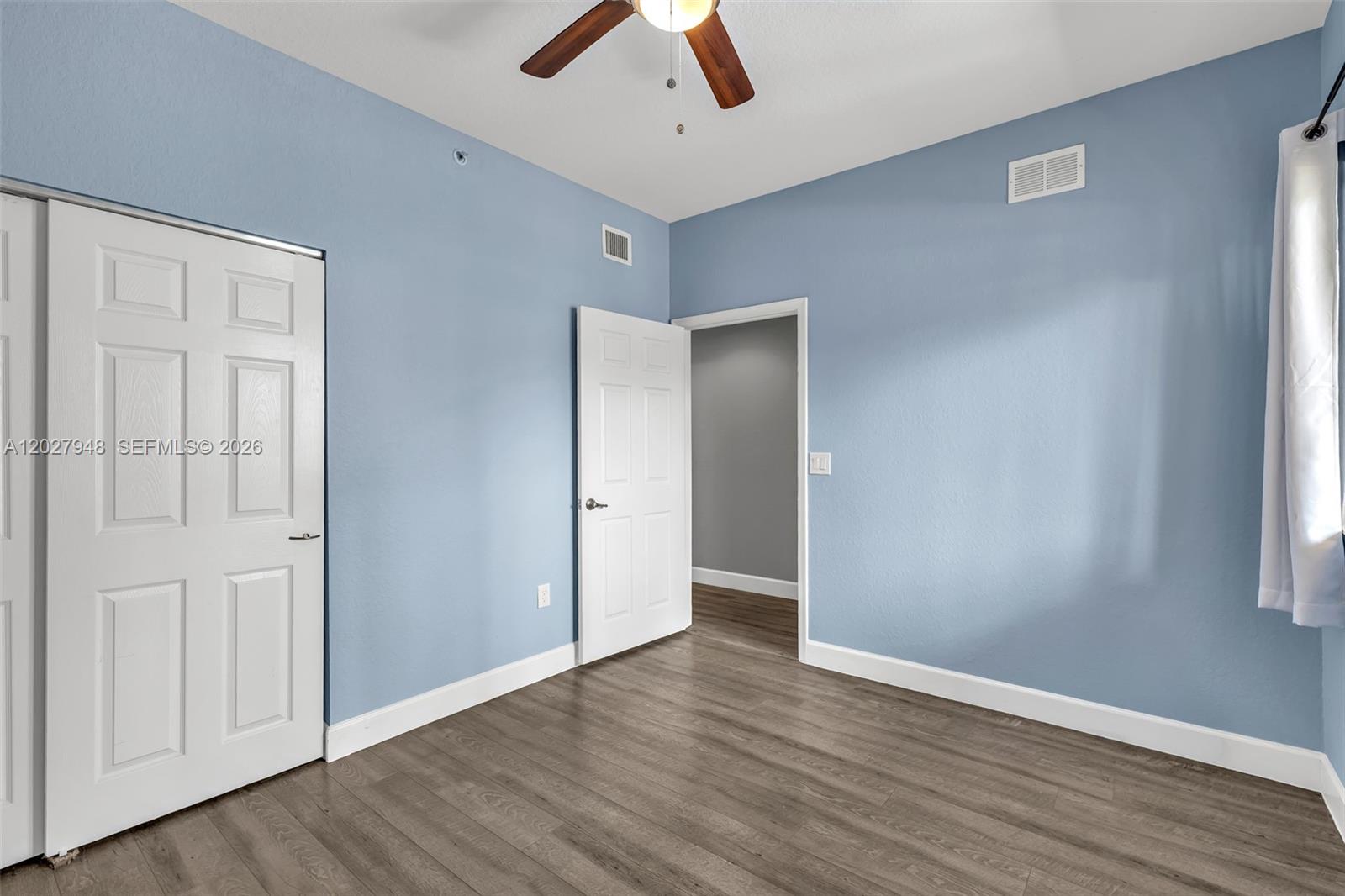 7715 Yardley Drive 106 Property Photo 24