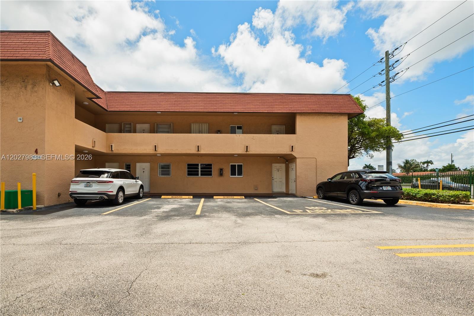 9950 SW 88th Street 414-4