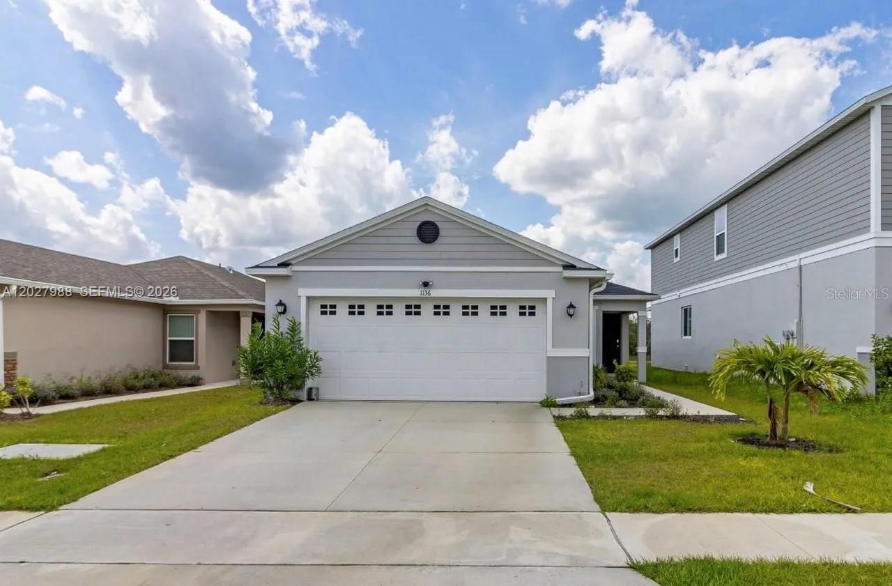 1136 Papaya Circle Property Photo 32