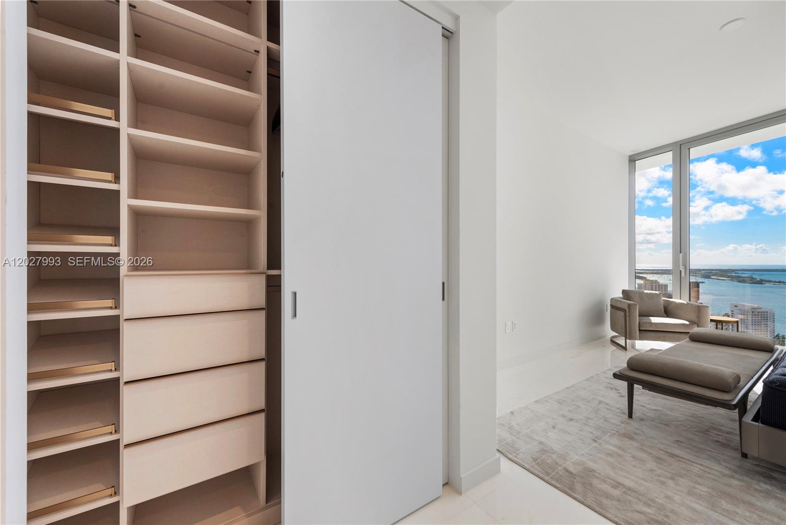 300 Biscayne Boulevard Way 3905w Property Photo 3