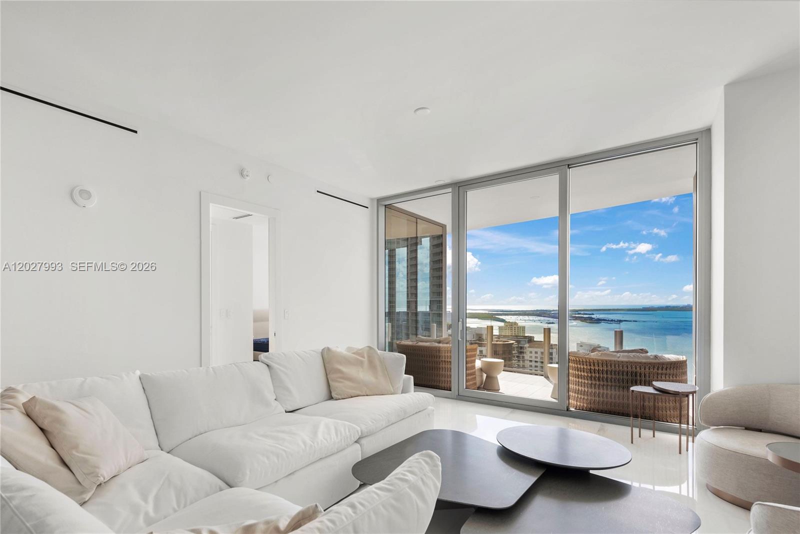 300 Biscayne Boulevard Way 3905w Property Photo 11