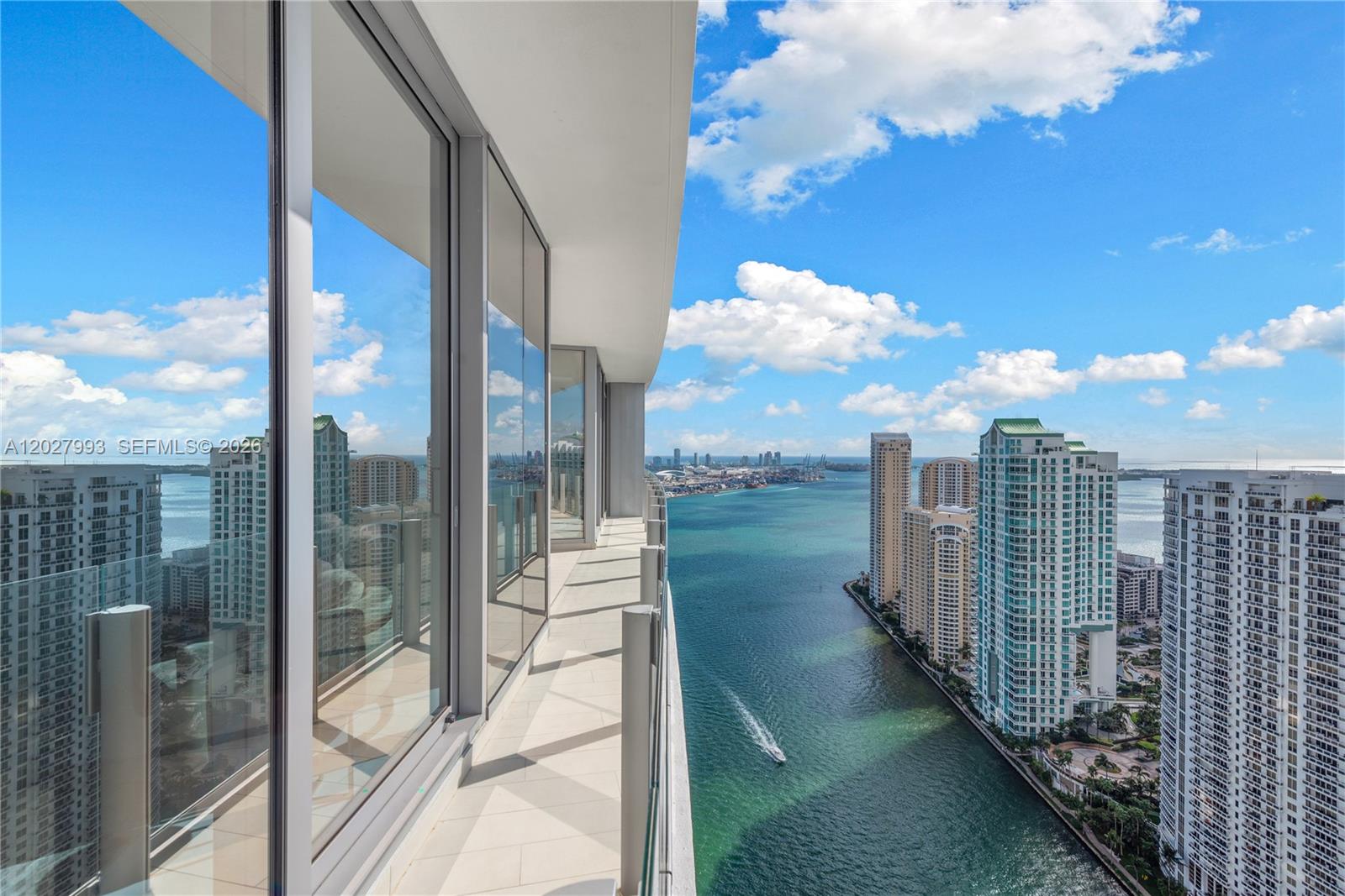 300 Biscayne Boulevard Way 3905w Property Photo 22