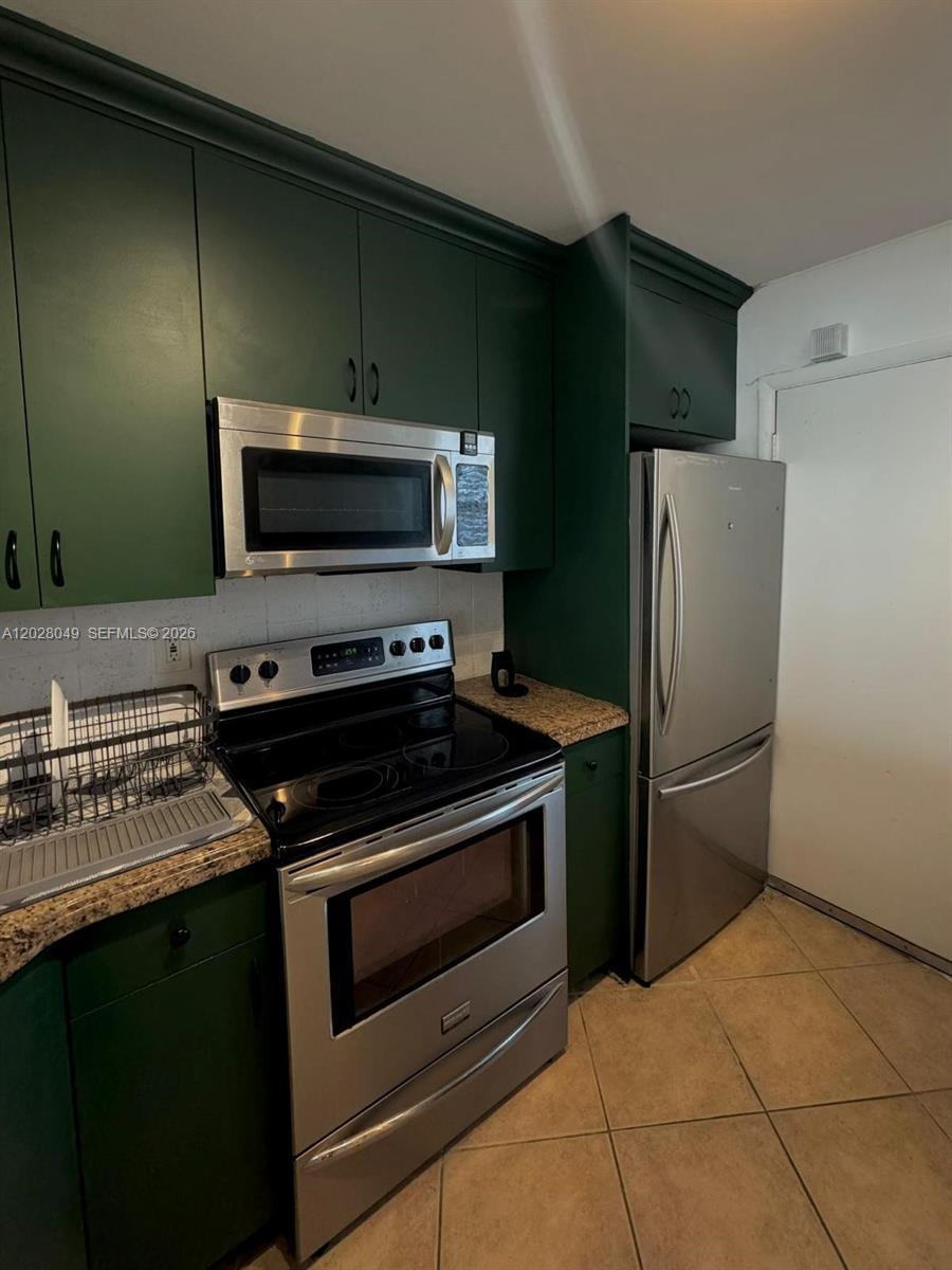 1530 Ne 191st Street 241 Property Photo 5