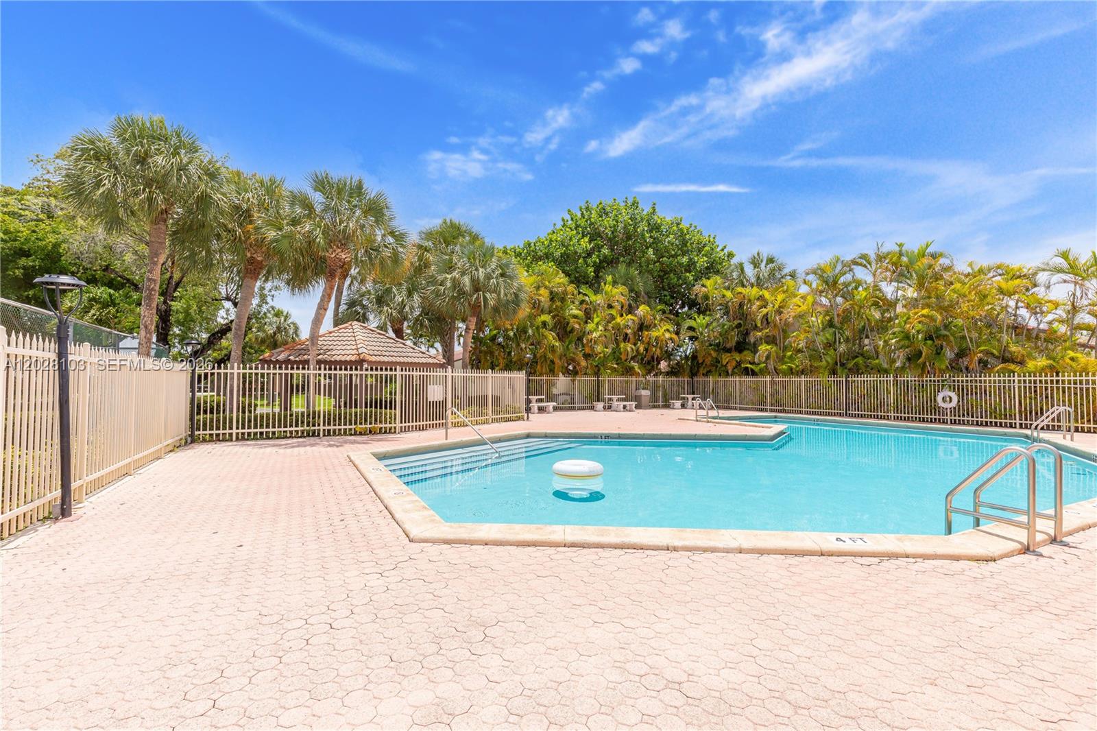 9055 Sw 149th Place Property Photo 3