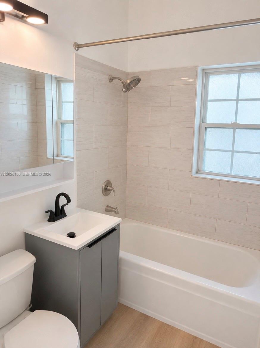 810 Ne 3rd Avenue Property Photo 11