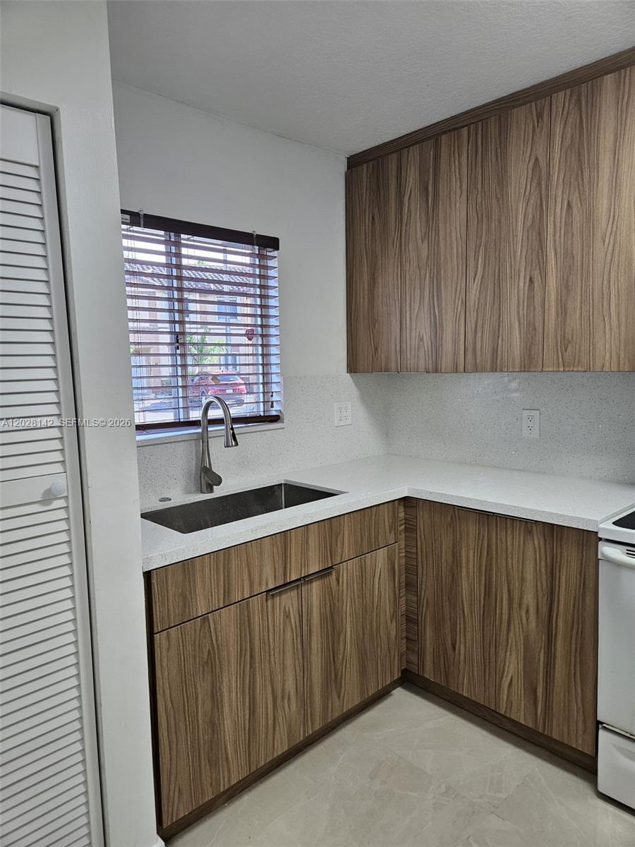 8394 Sw 152nd Avenue 34 Property Photo 6