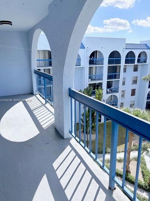 9460 Fontainebleau Boulevard 529 Property Photo 31