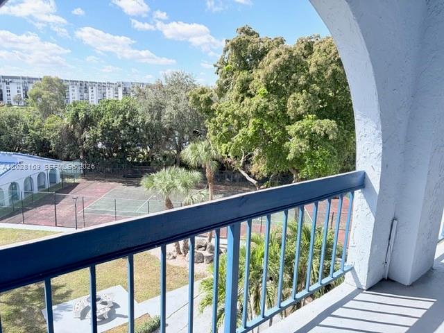 9460 Fontainebleau Boulevard 529 Property Photo 32
