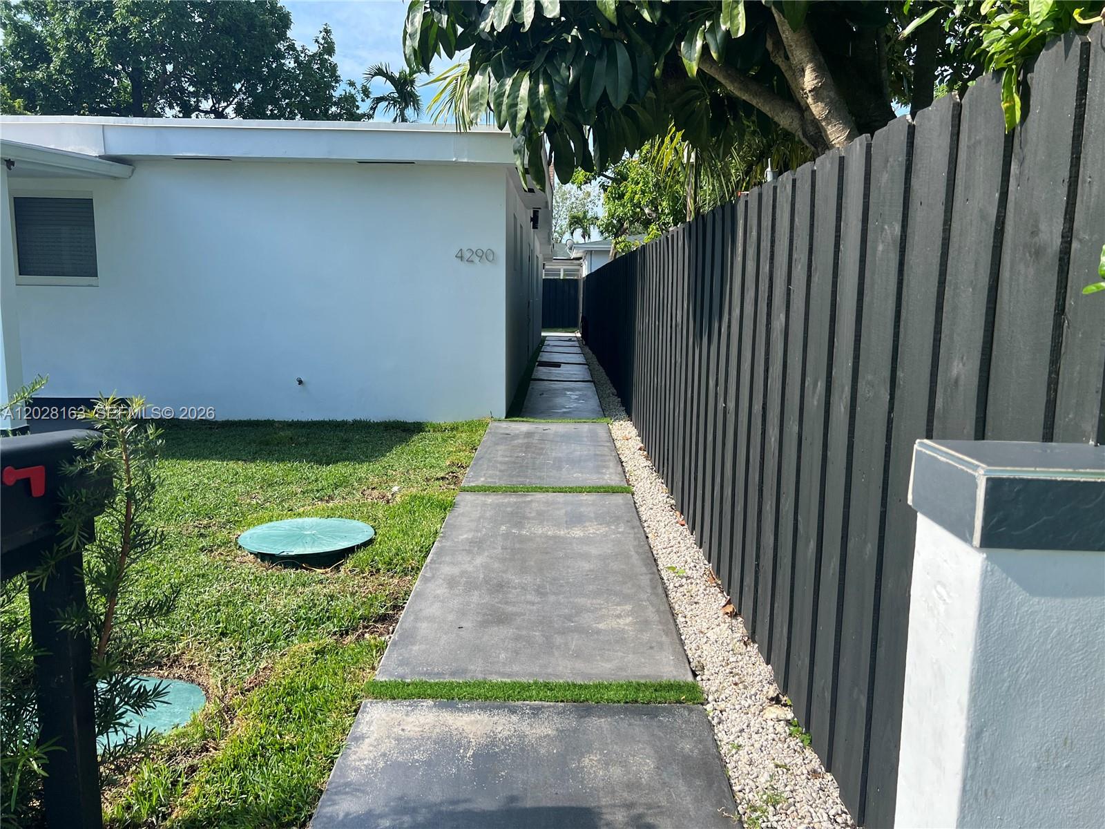 4290 Sw 9th Street B Property Photo 2