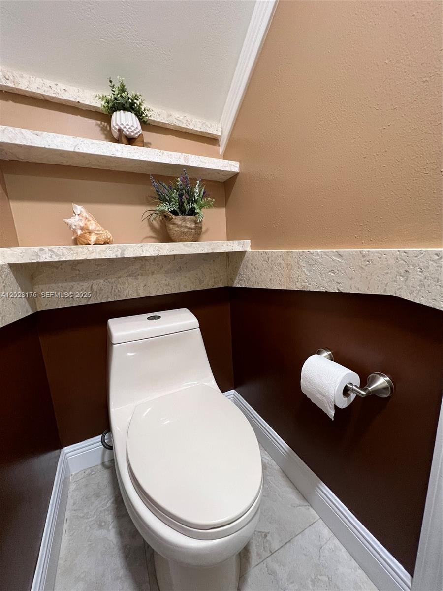 21719 Cromwell Circle Property Photo 32
