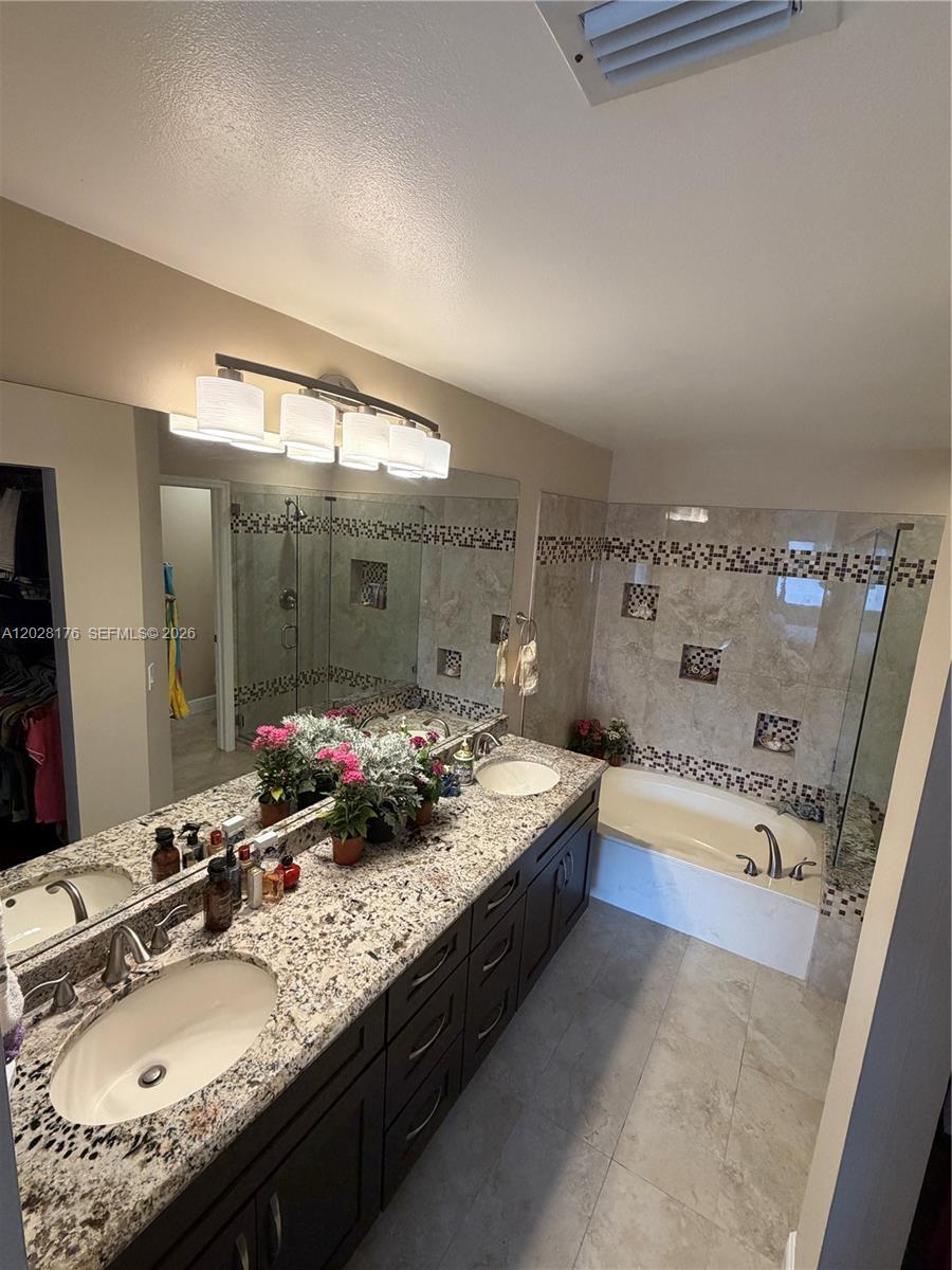 21719 Cromwell Circle Property Photo 43