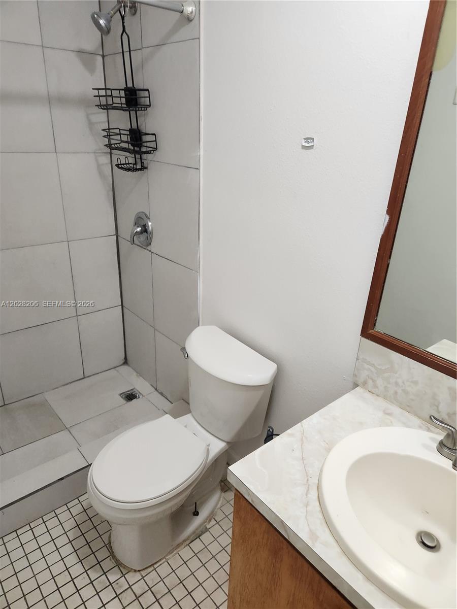 9430 Sw 170th Street 302 Property Photo 4