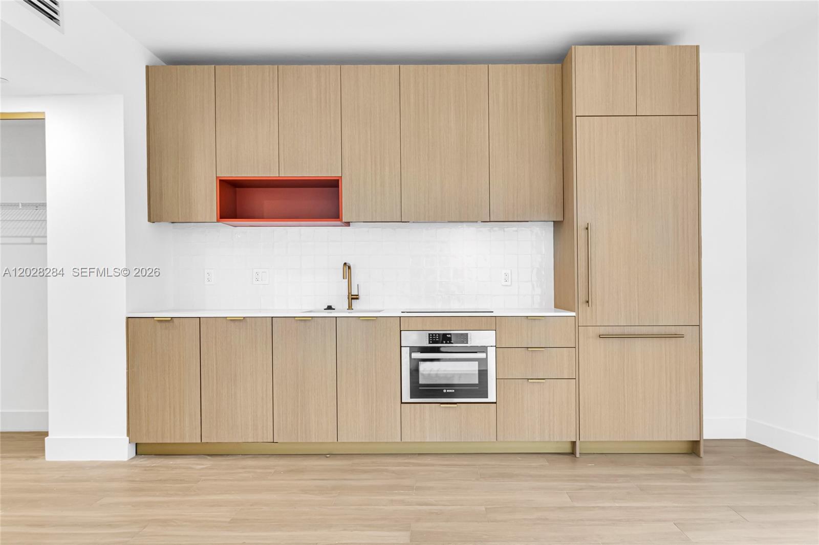 90 Ne 32 714 Property Photo 6