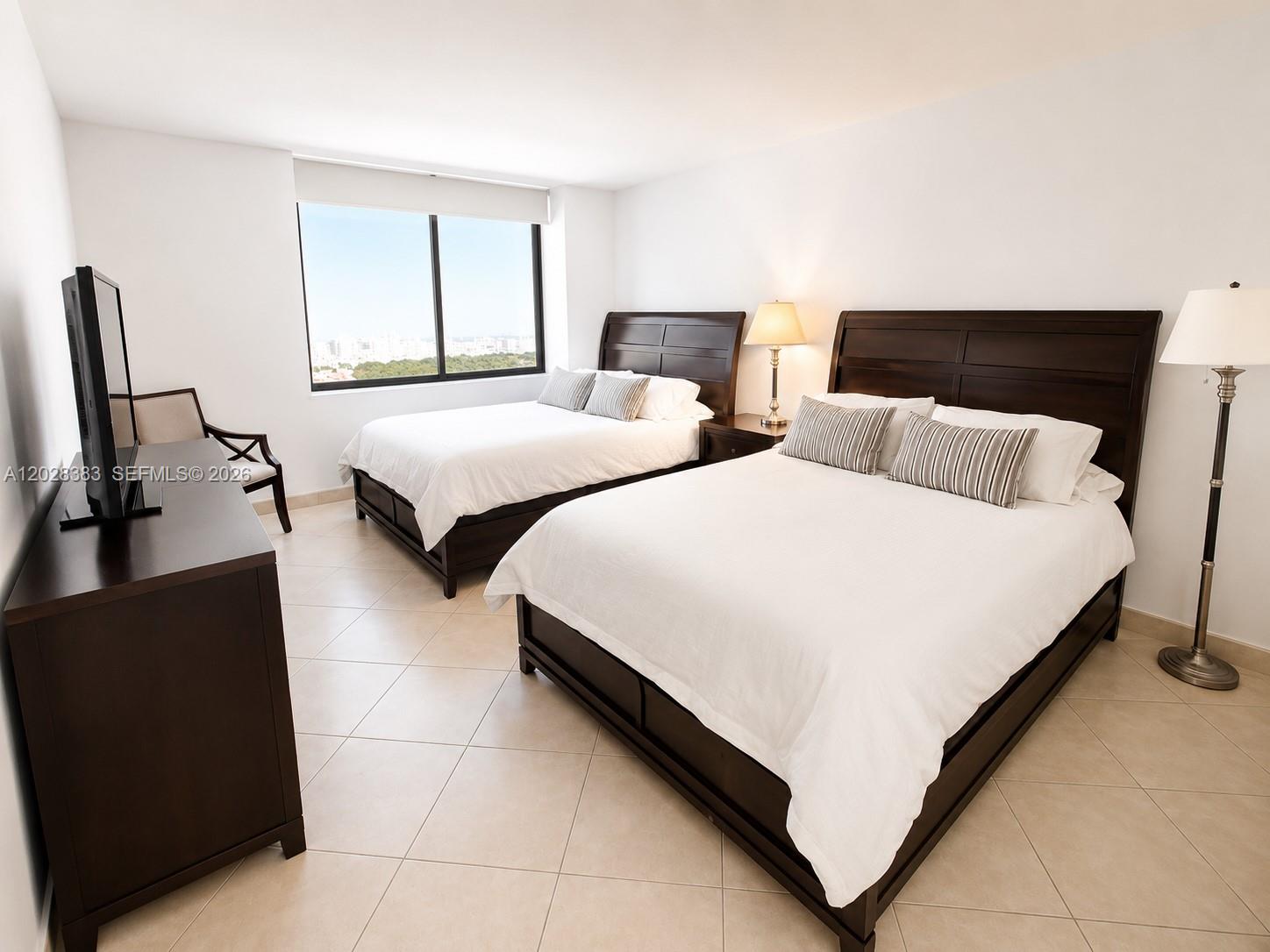 100 Lincoln Road 602 Property Photo 16