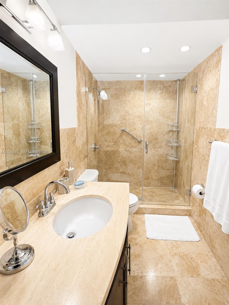 100 Lincoln Road 602 Property Photo 19