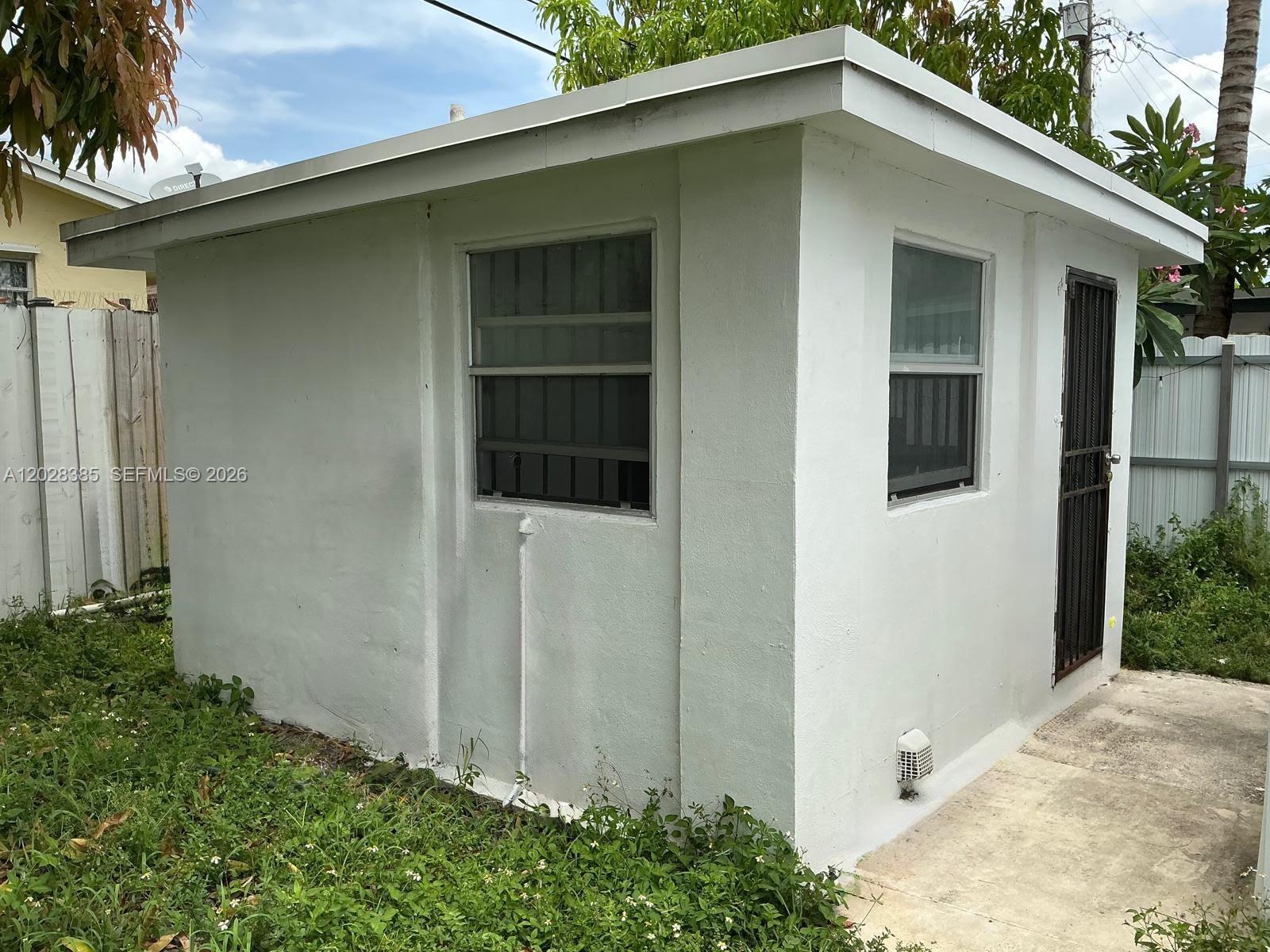 6025 Sw 40th Street Property Photo 20