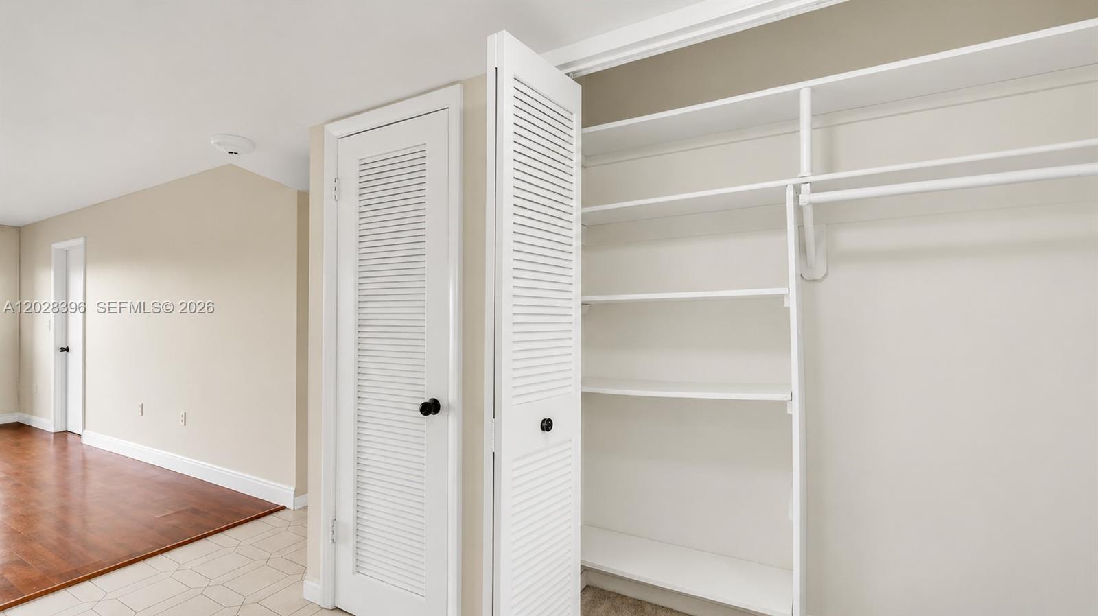 2811 N Pine Island Road 302 Property Photo 6