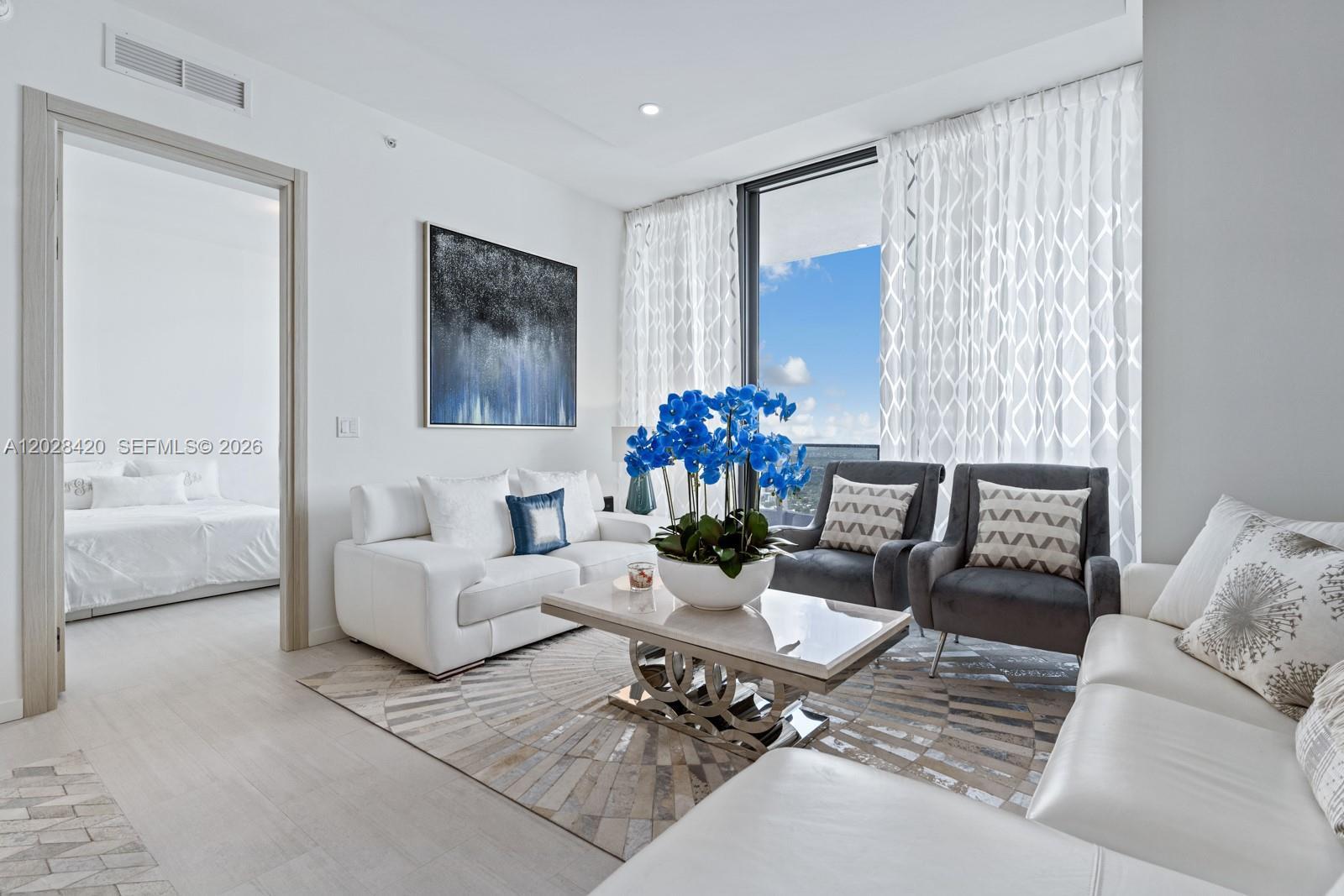 1000 Brickell Plaza Ph6006 Property Photo 3