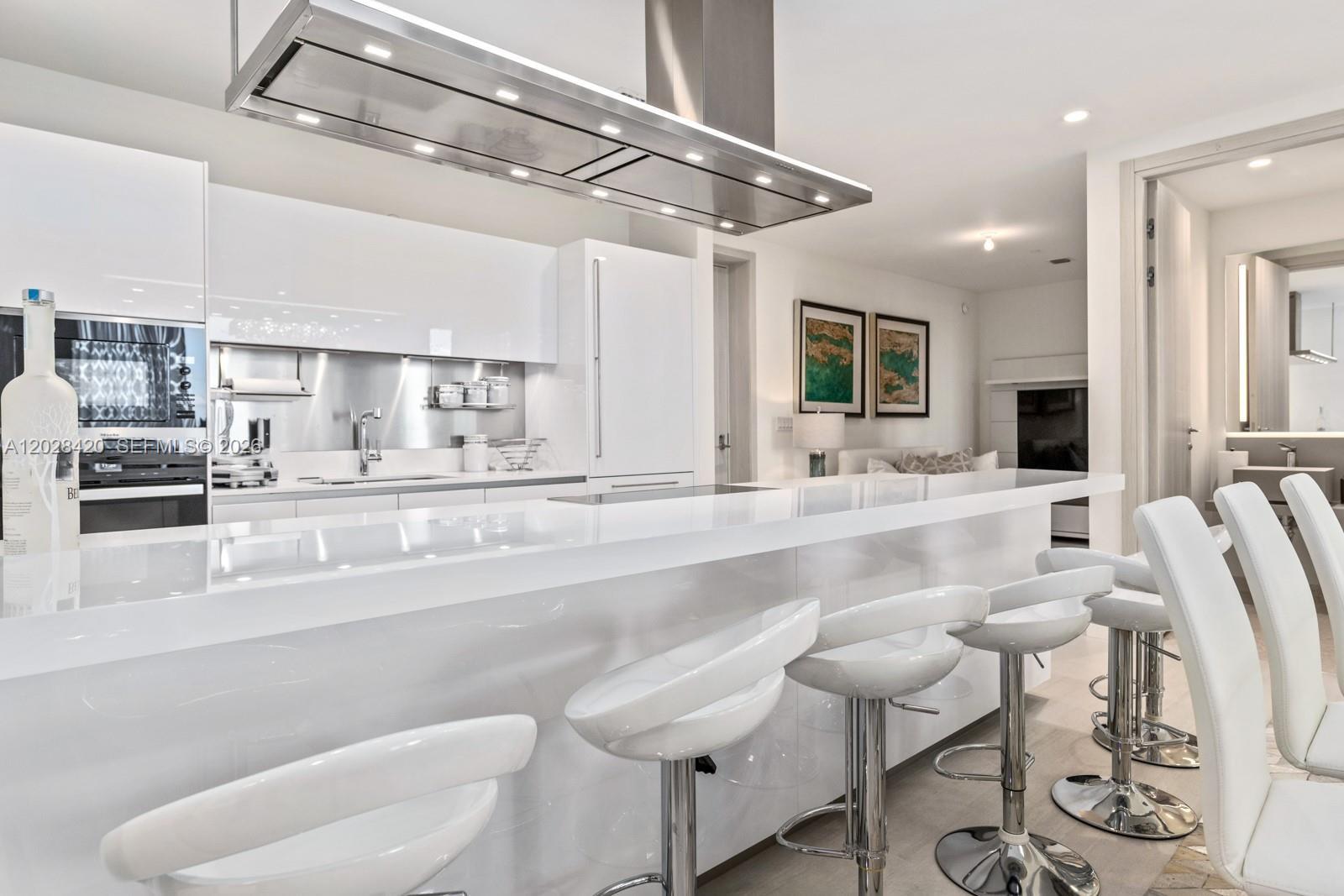 1000 Brickell Plaza Ph6006 Property Photo 6