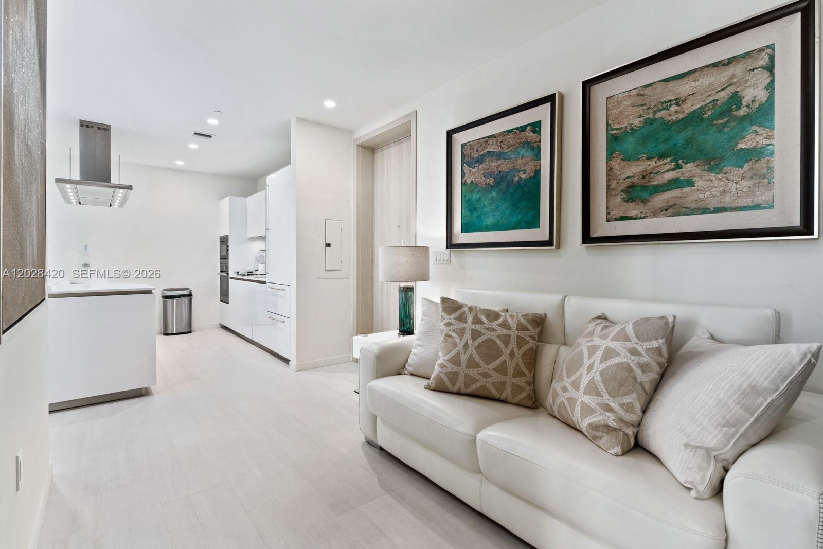 1000 Brickell Plaza Ph6006 Property Photo 10