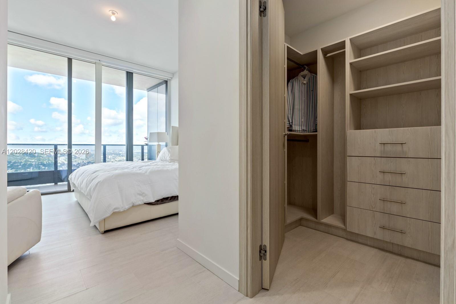 1000 Brickell Plaza Ph6006 Property Photo 14