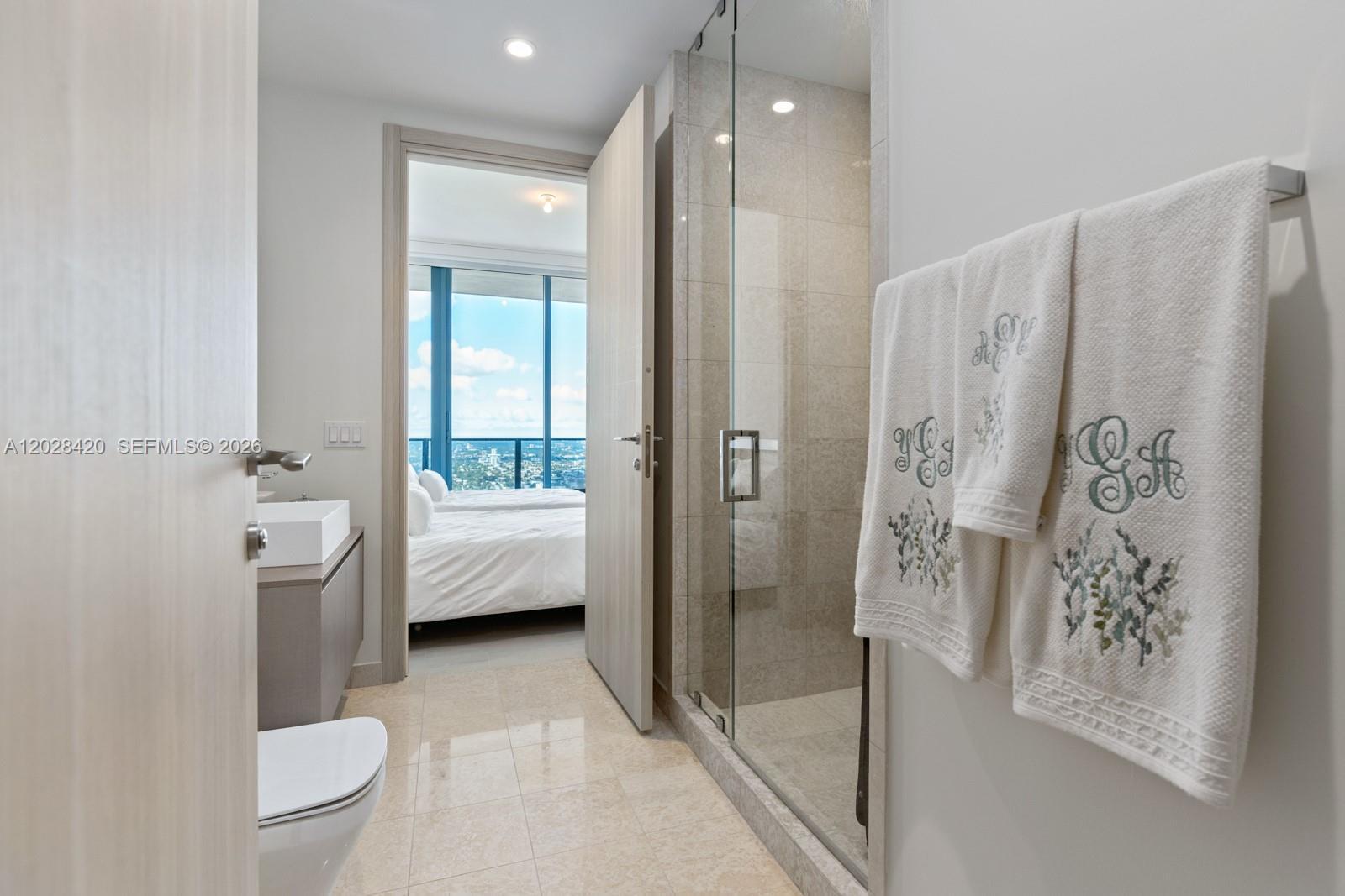 1000 Brickell Plaza Ph6006 Property Photo 21