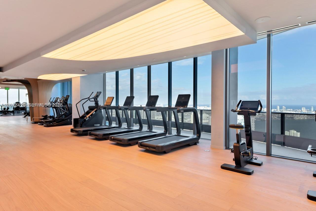 1000 Brickell Plaza Ph6006 Property Photo 27