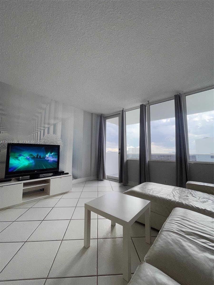 3725 S Ocean Drive 1219 Property Photo 11