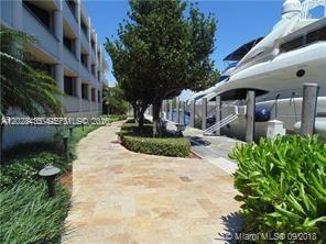 19707 Turnberry Way 18l Property Photo 1