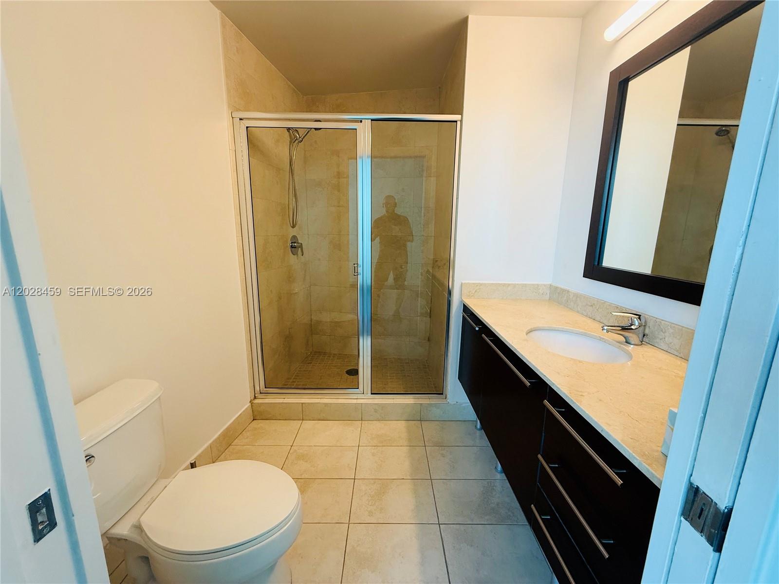 1900 N Bayshore Drive 2415 Property Photo 21