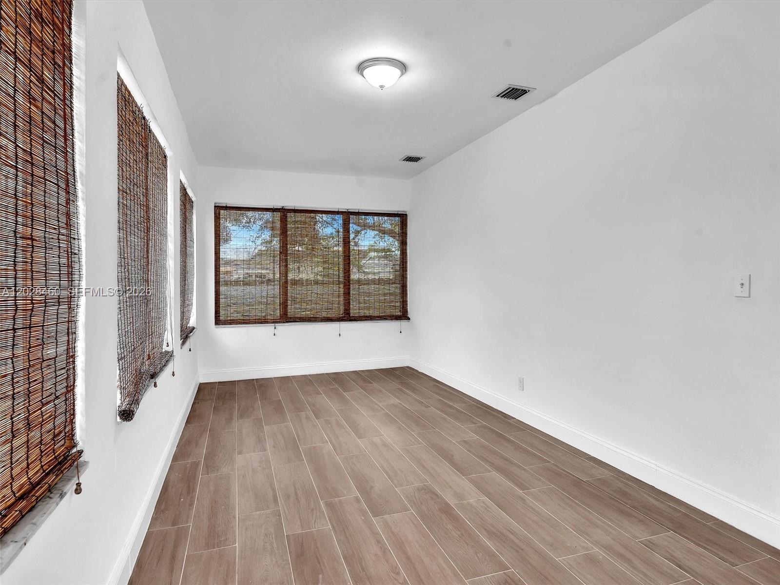 1365 Ne 130th Street Property Photo 12