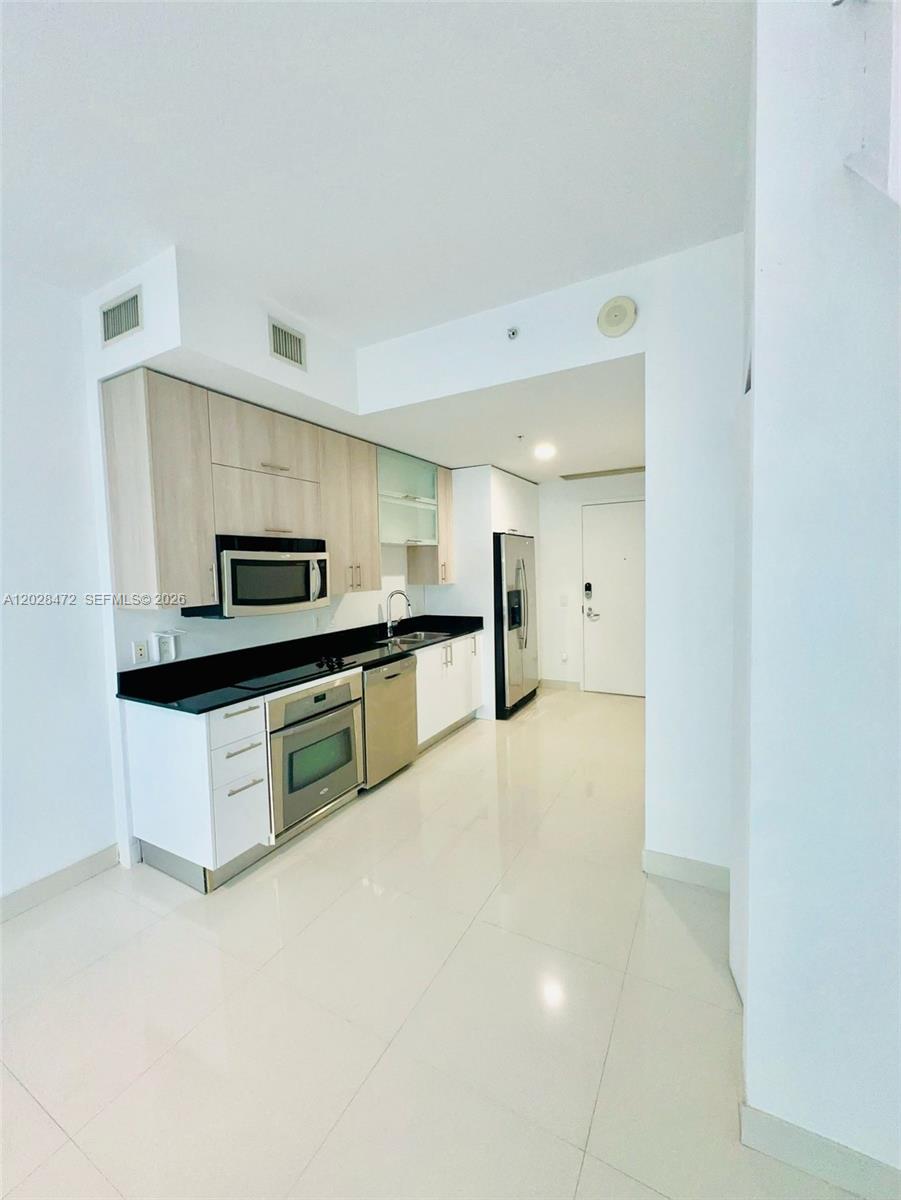 A12028472 Property Photo 5