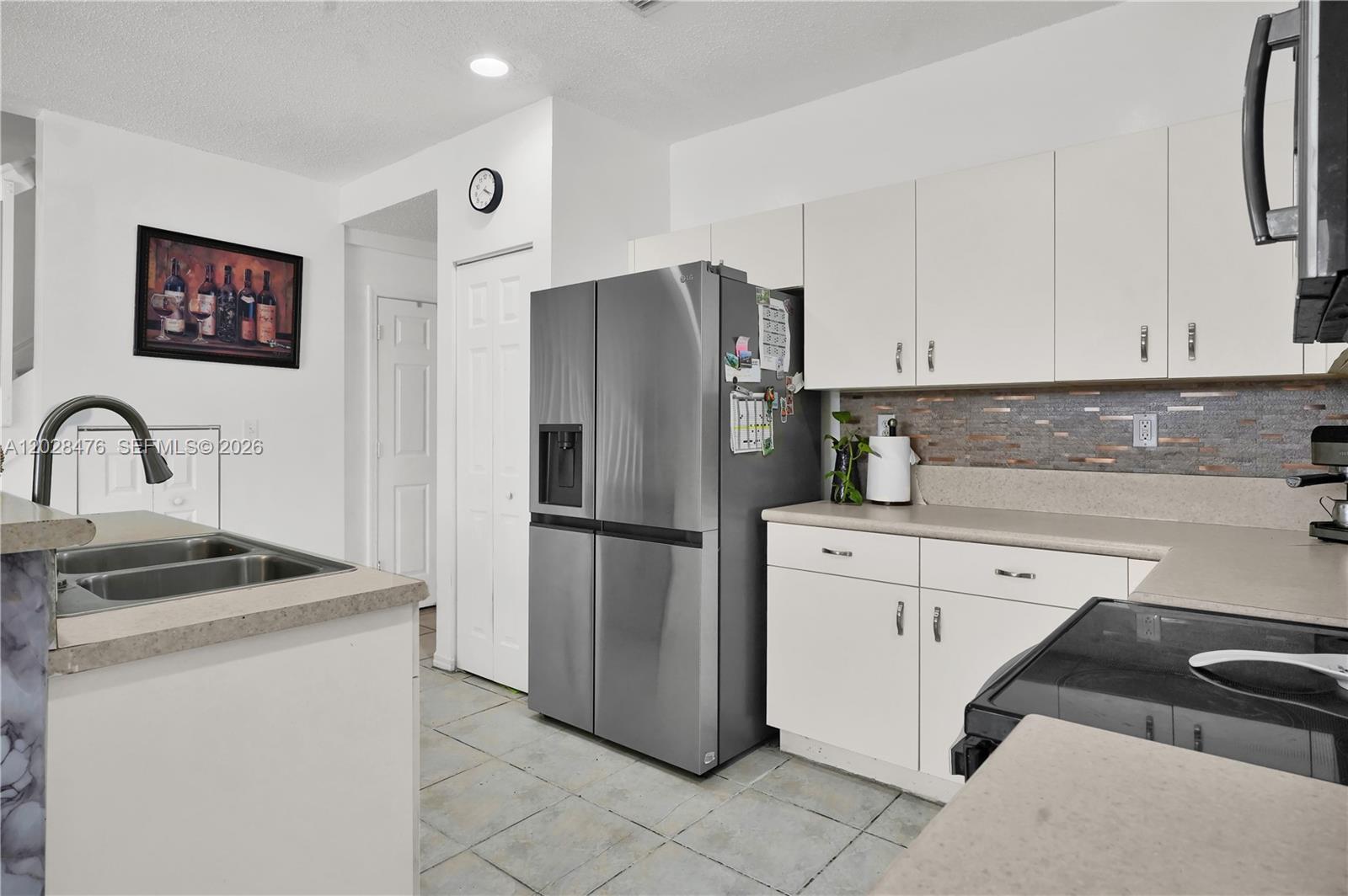 A12028476 Property Photo 6