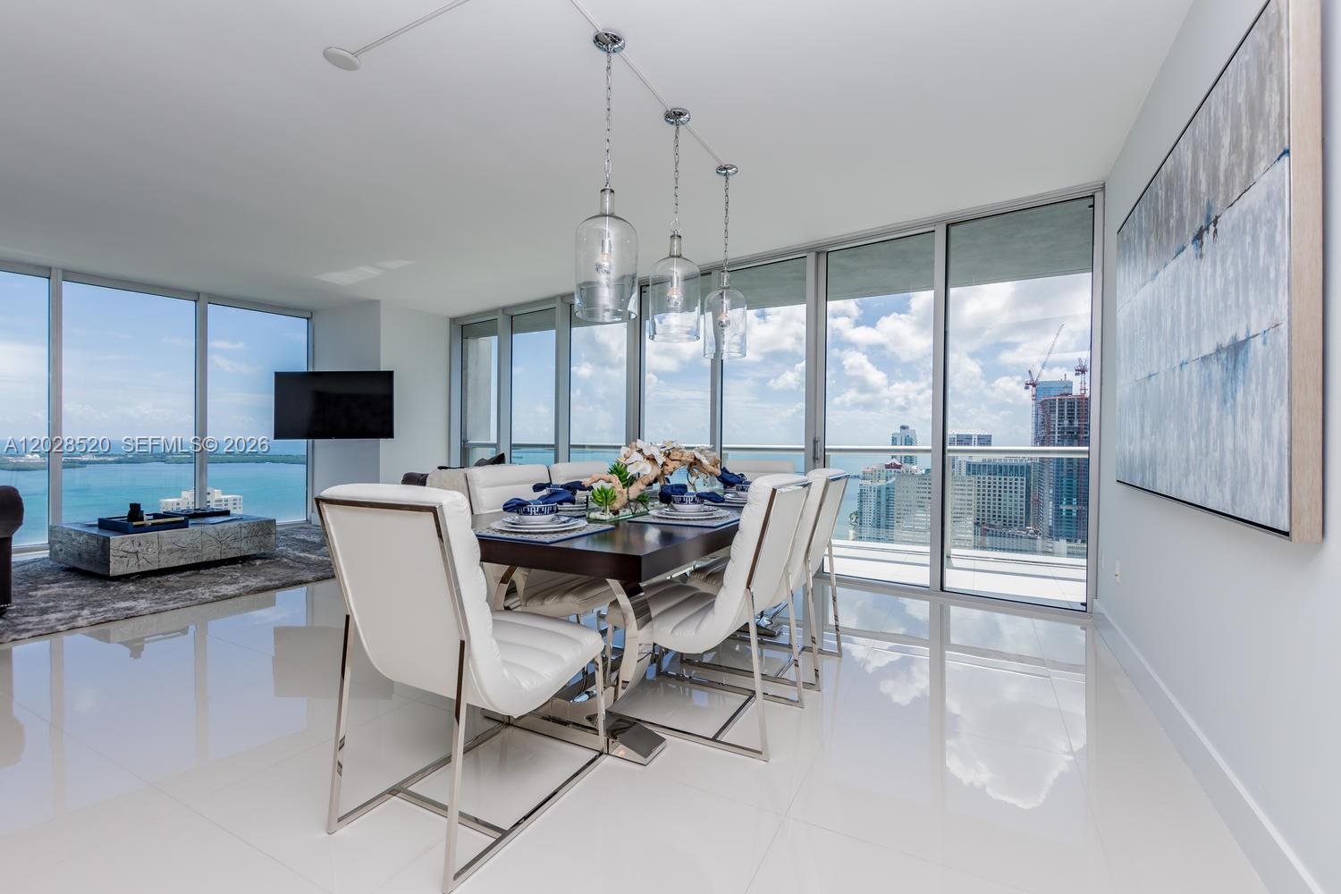 495 Brickell Avenue 4901 Property Photo 4