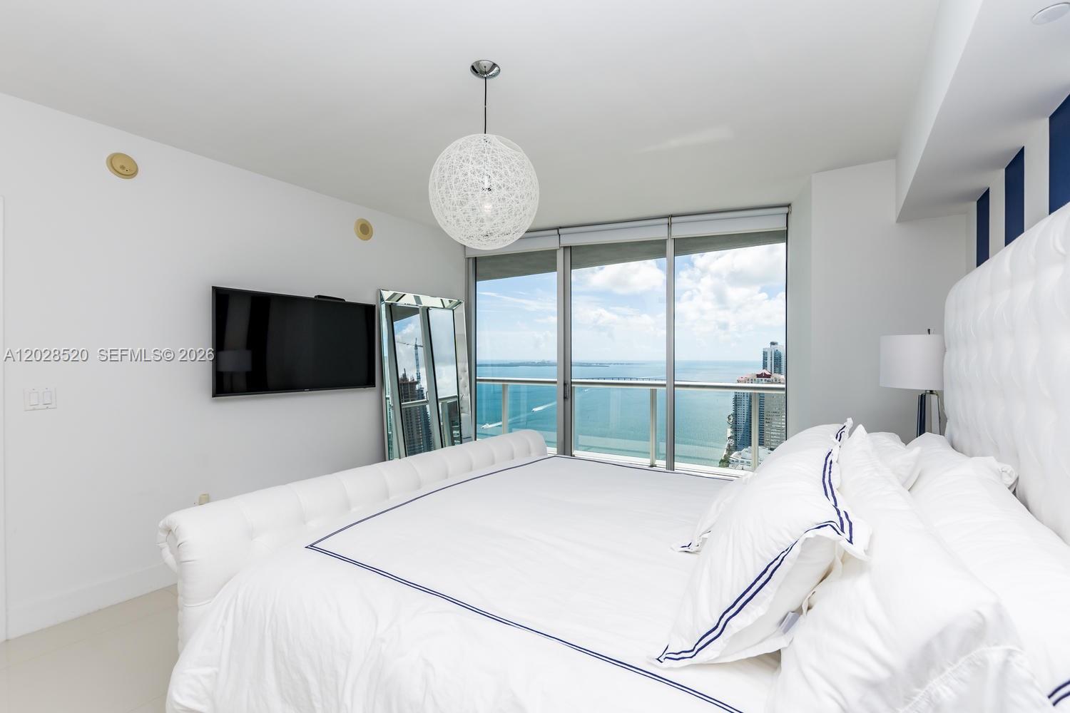 495 Brickell Avenue 4901 Property Photo 12