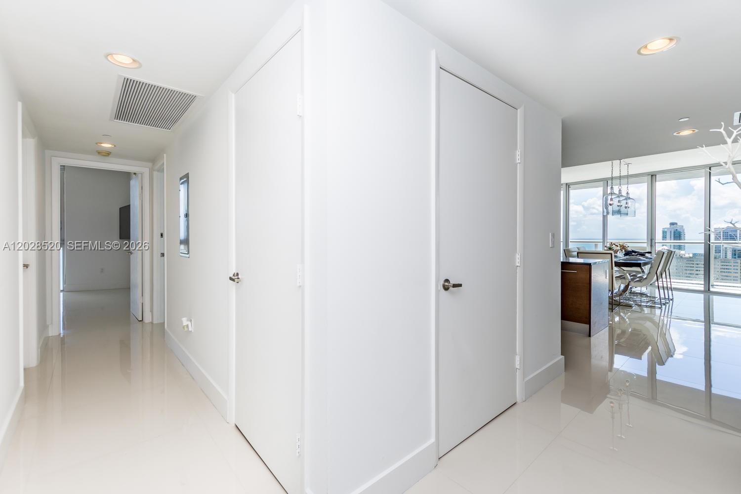 495 Brickell Avenue 4901 Property Photo 15