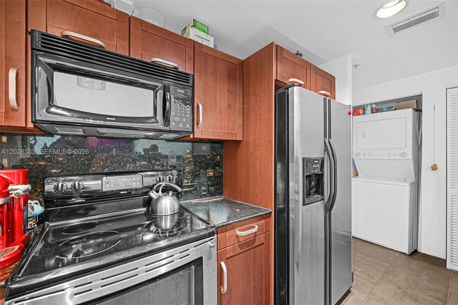 7728 Collins Avenue 5 Property Photo 12