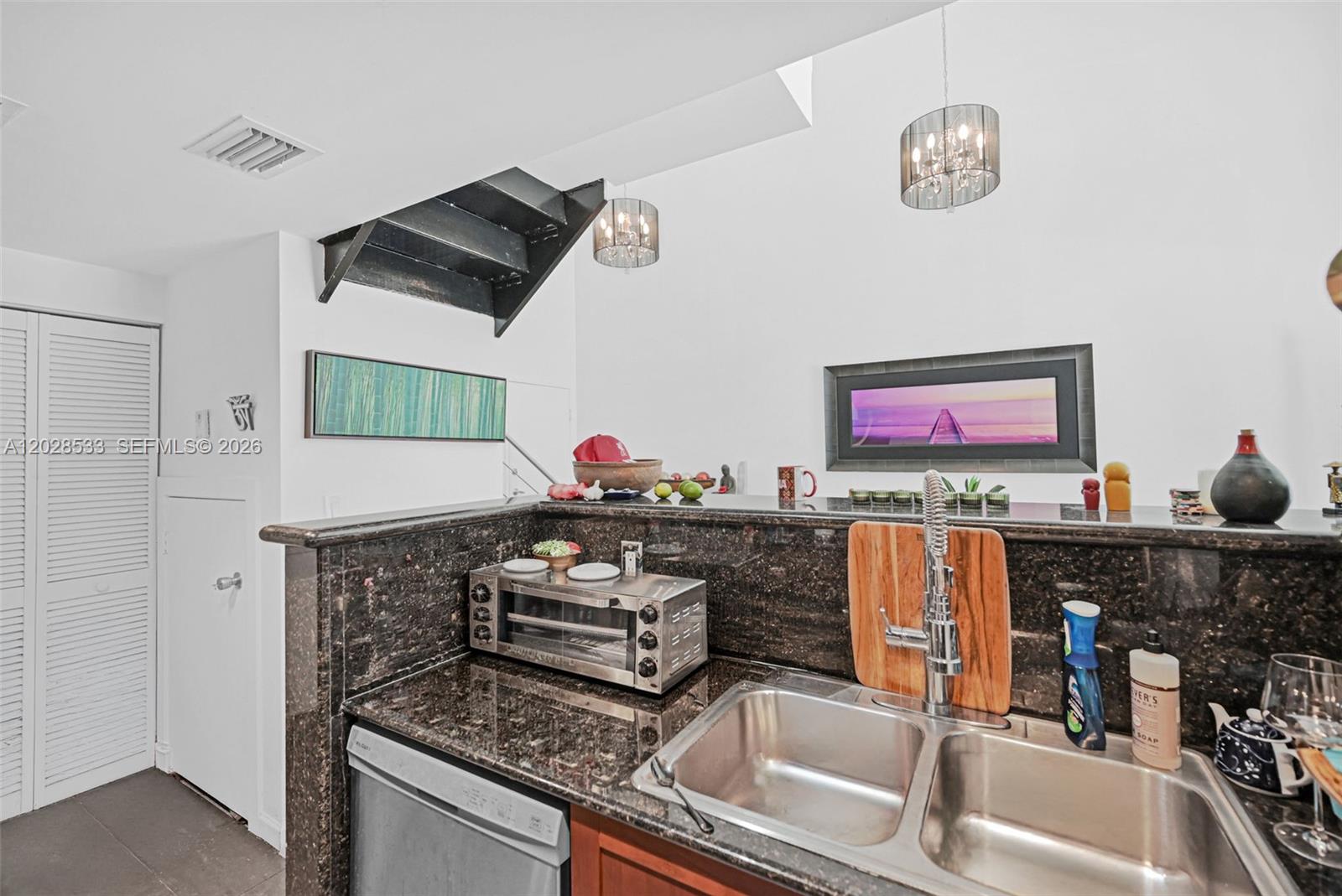 7728 Collins Avenue 5 Property Photo 13