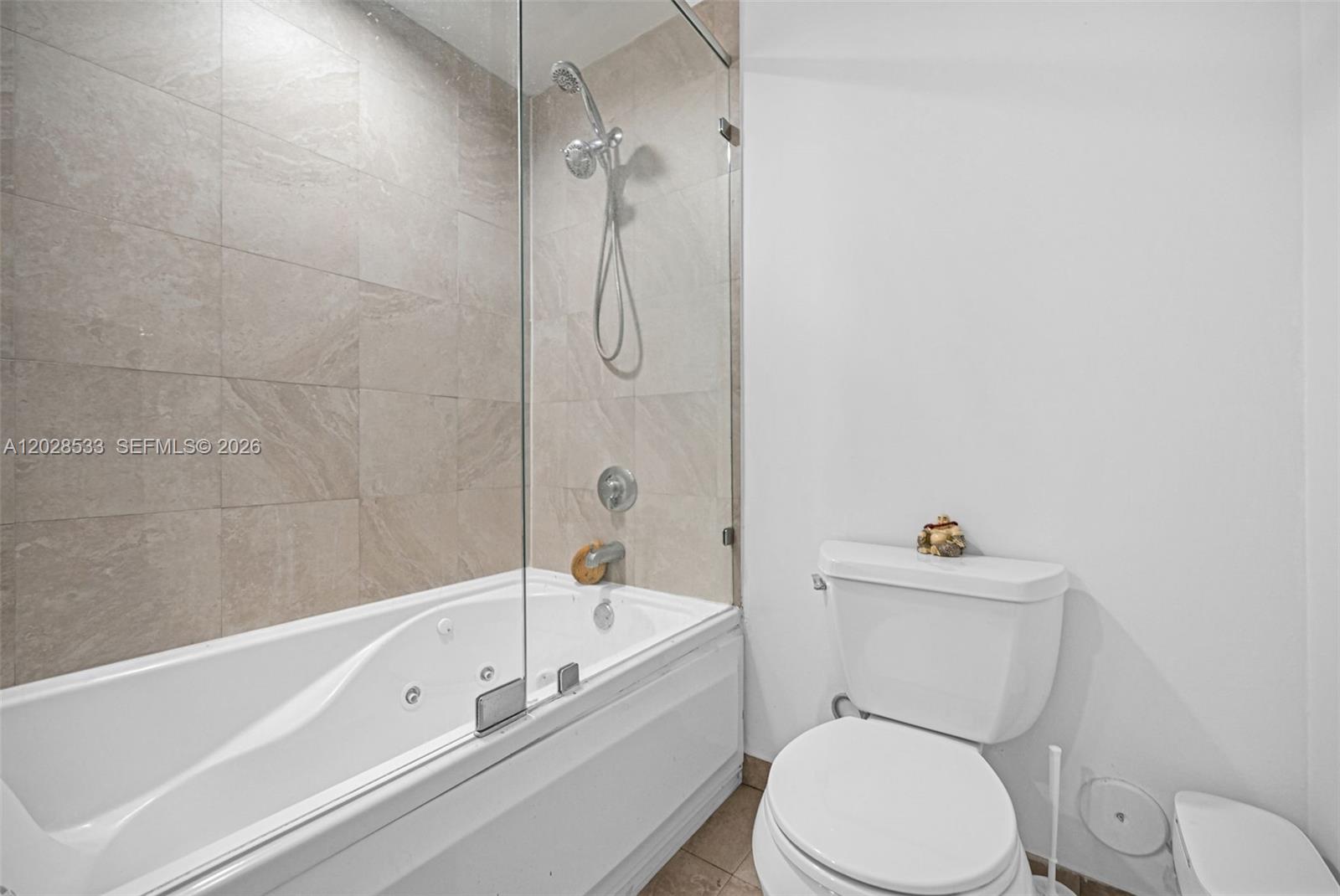 7728 Collins Avenue 5 Property Photo 19
