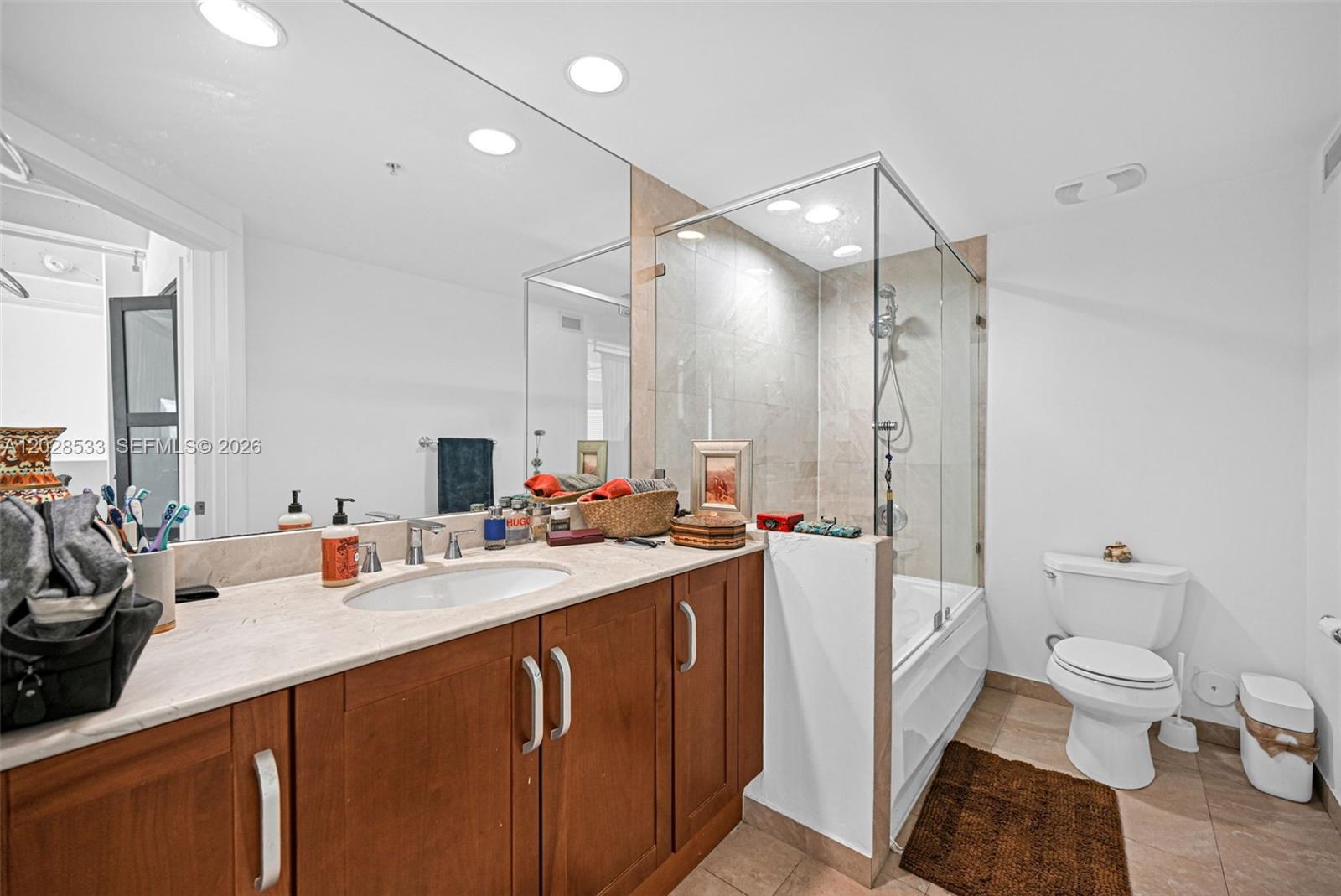 7728 Collins Avenue 5 Property Photo 25